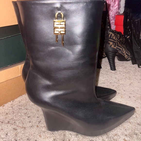 Givenchy Boot - Picture 2 of 3
